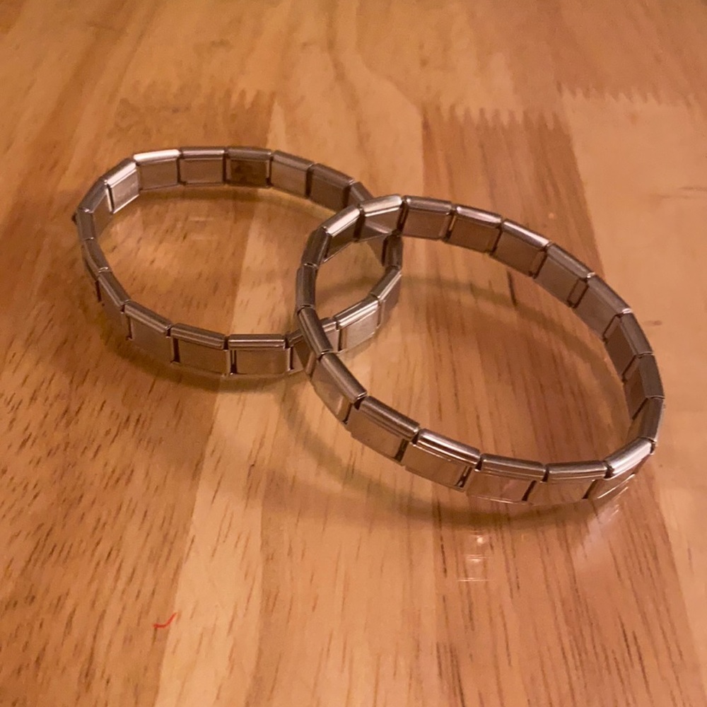 Two link/charm bracelets PM 378A